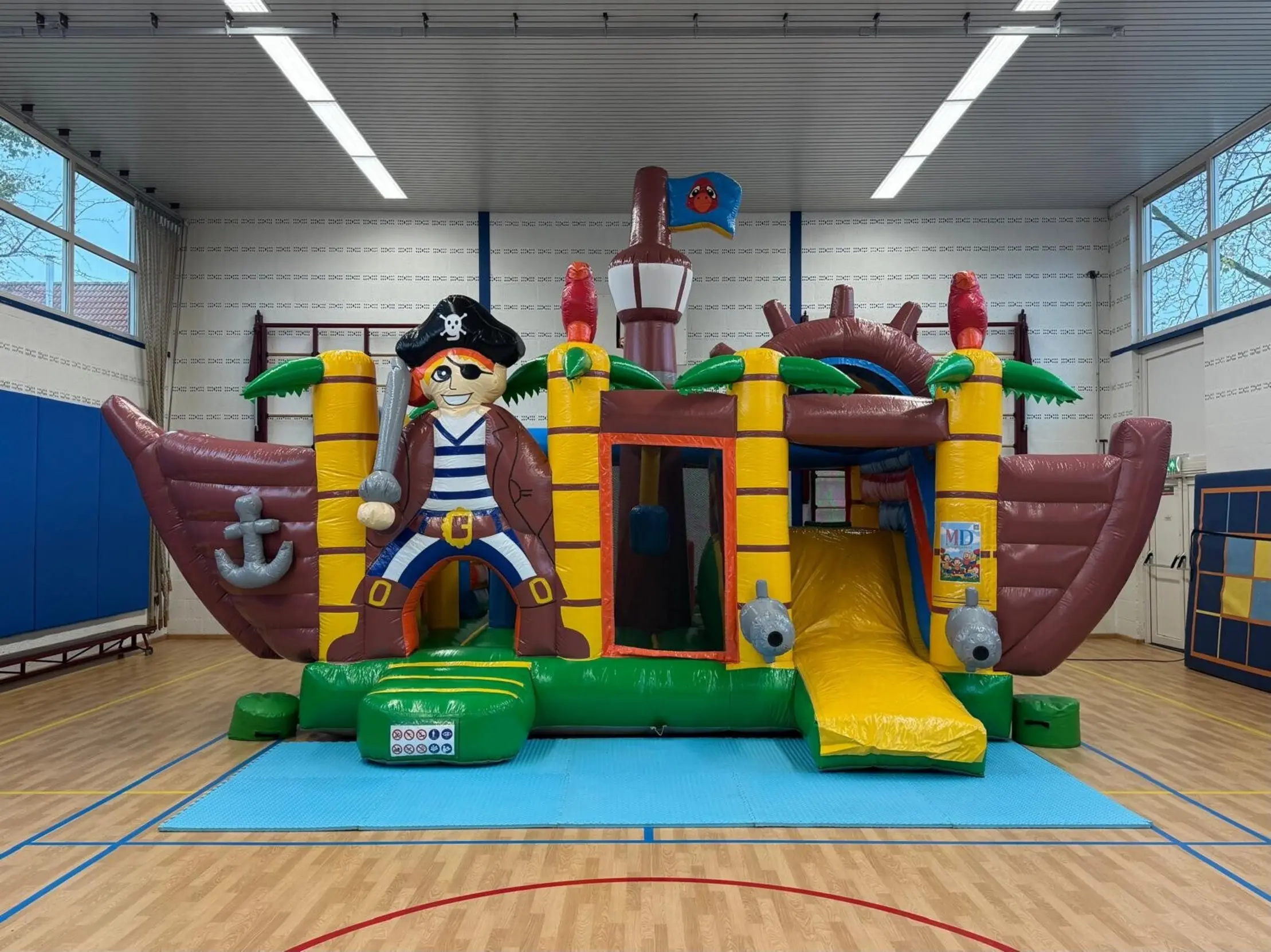 Piratenschip springkussen